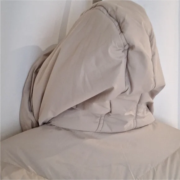 Anthro Black & Cream Hooded Puffer Jacket by Saint & Sinner - Picture 12 of 16